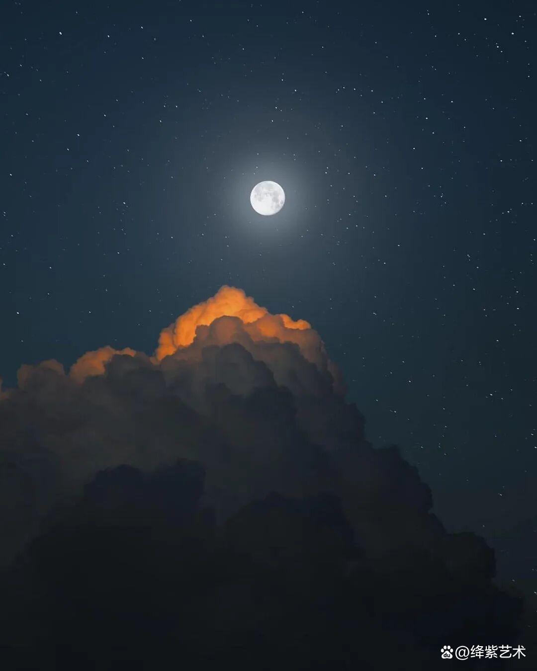 一幅月球摄影作品,竟由81000万张图像组成,像素超过1.5亿插图6 一幅月球摄影作品,竟由81000万张图像组成,像素超过1.5亿插图6