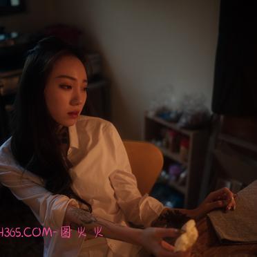 弱光环境人像好不好拍?插图3 弱光环境人像好不好拍?插图3