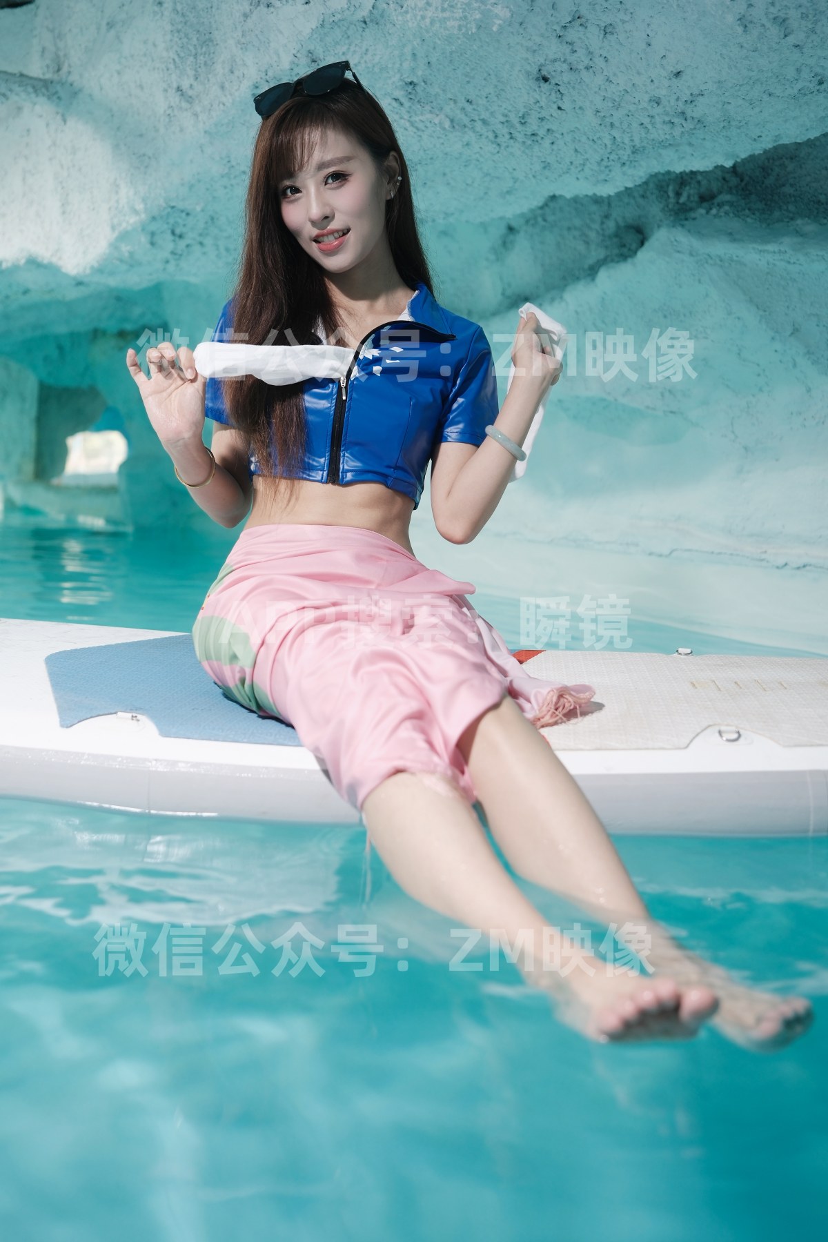 织梦映像 妮可罗宾-孤海寻船觅微光 典藏版 [629P/1V/7.2G]插图6