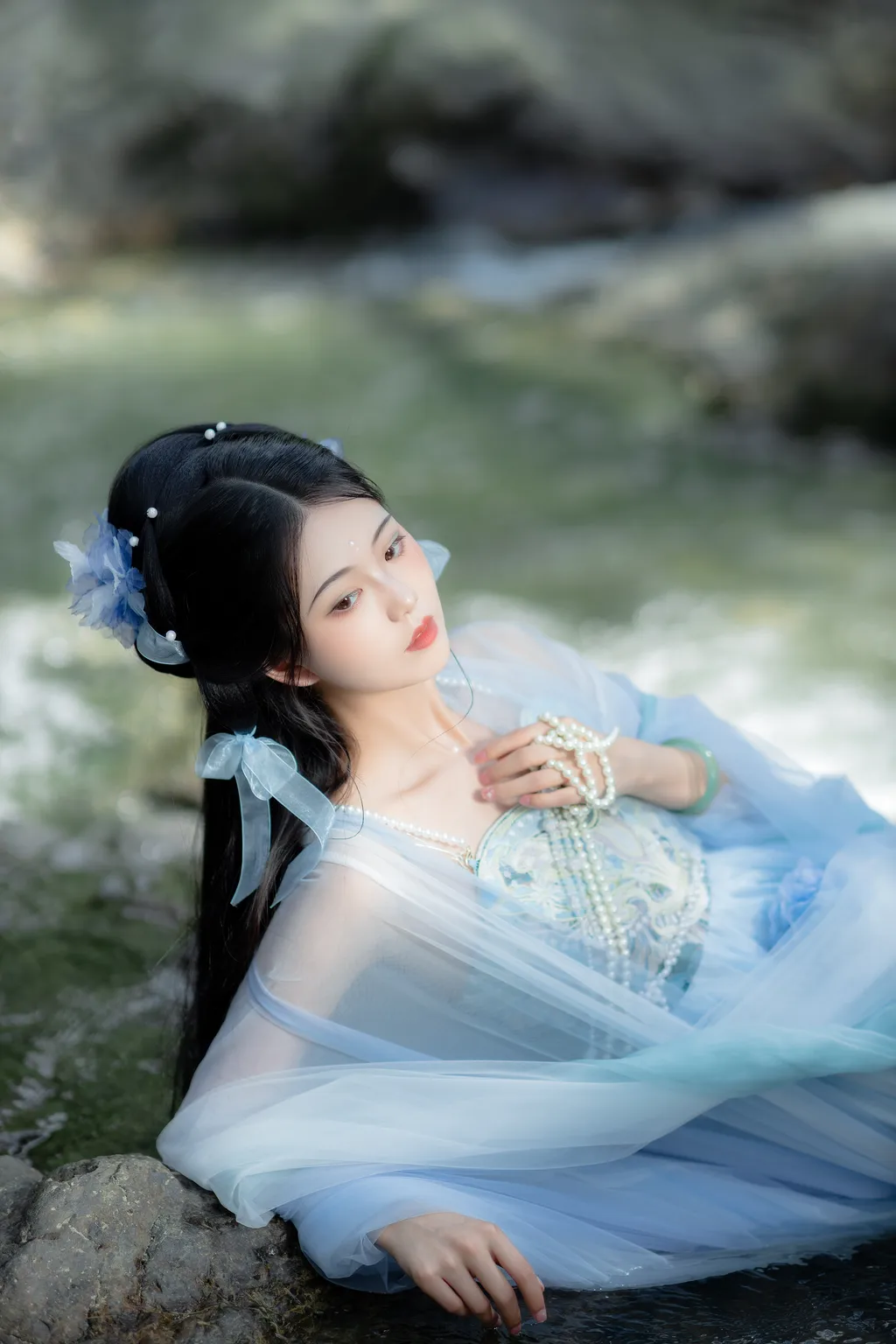 [YITUYU艺图语]2022.12.07 小蚌精 _Bllc[20+1P/171MB]插图1