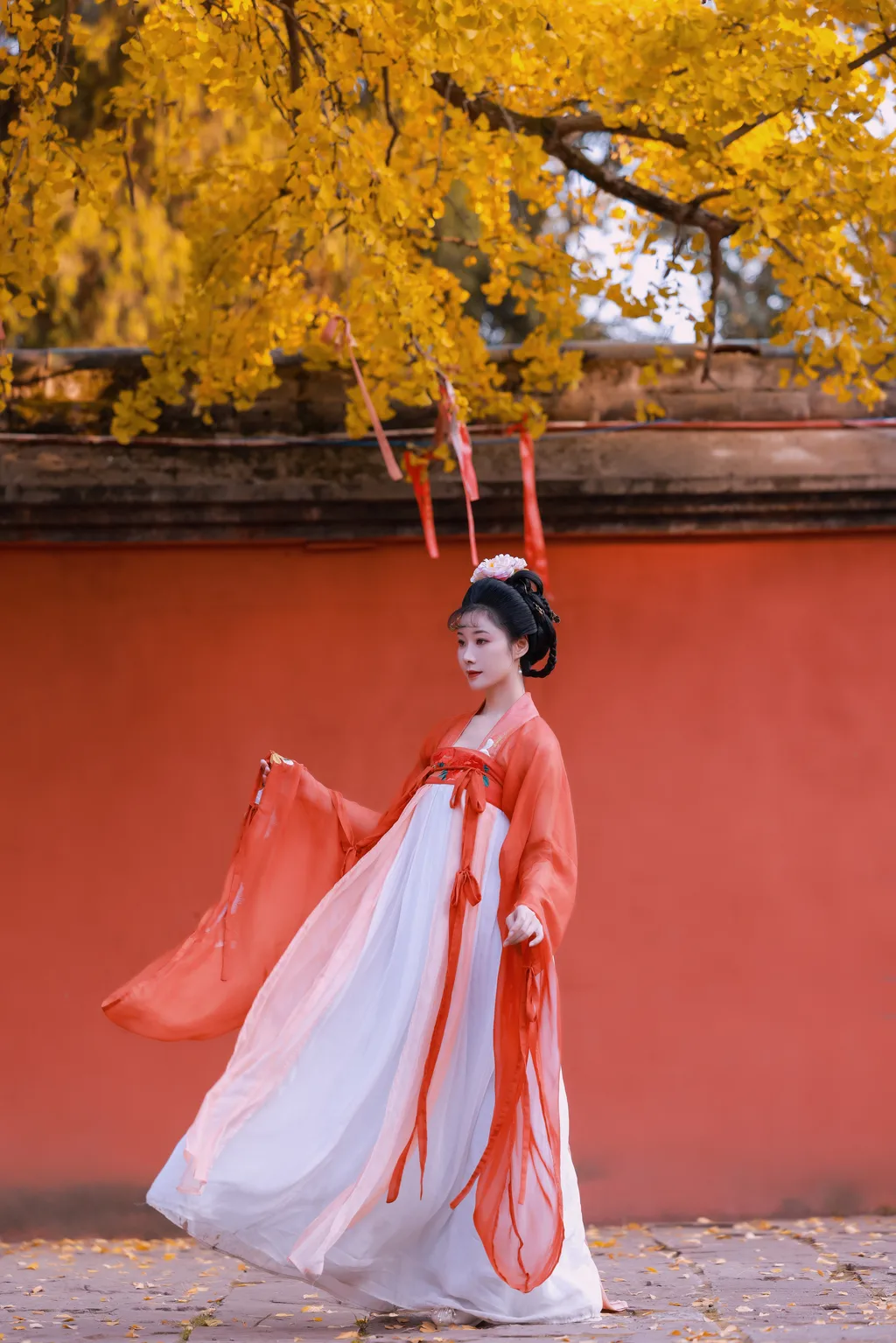 [YITUYU艺图语]2022.11.30 银杏 木景抒[19+1P/463MB]插图