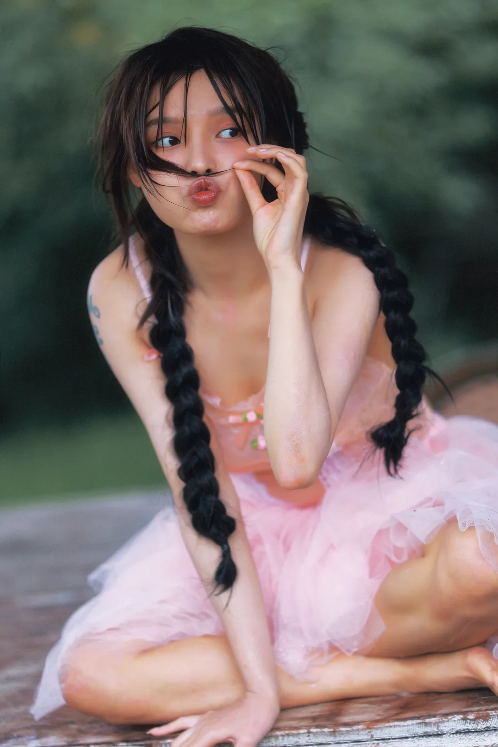 [YITUYU艺图语]2022.11.28 破碎瞬间 小岚[21+1P/283MB]插图1