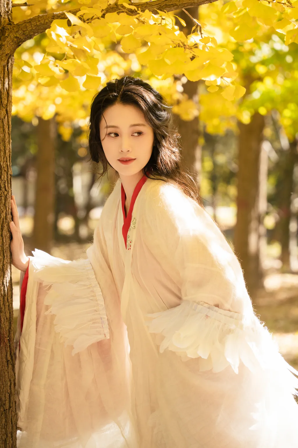 [YITUYU艺图语]2022.11.30 银杏 青霜鹅[25+1P/393MB]插图