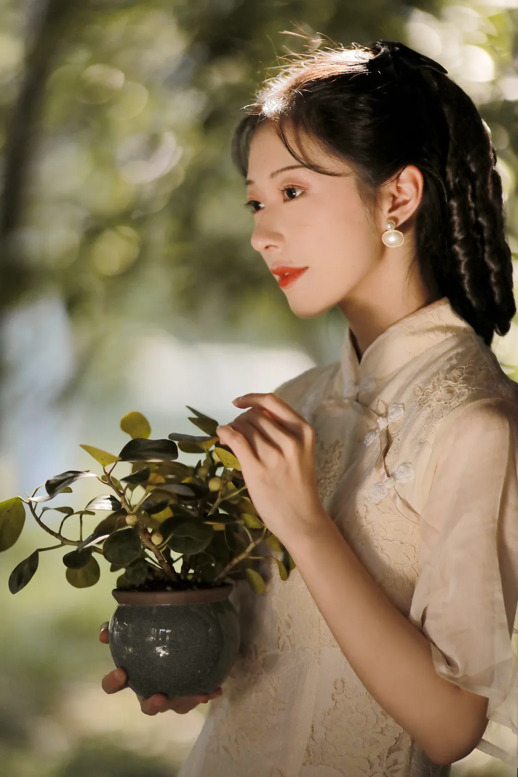 [YITUYU艺图语]2022.11.22 等一阵清风 粉面姑娘[30+1P/444MB]插图1