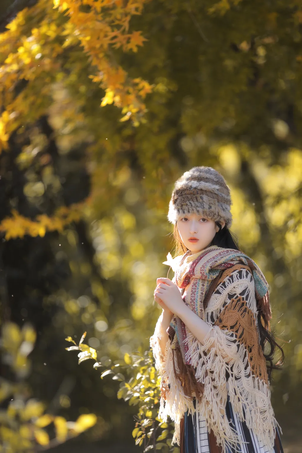 [YITUYU艺图语]2022.11.28 借一缕秋光 梨柚-[21+1P/134MB]插图1
