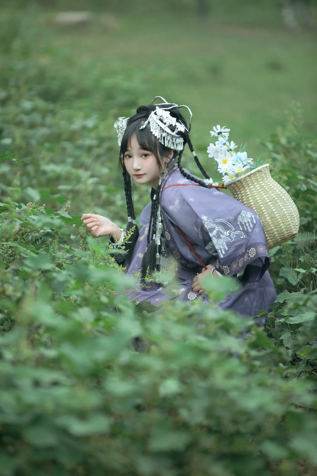 [YITUYU艺图语]2022.11.30 苗疆少女 阿瑶[21+1P/224MB]插图