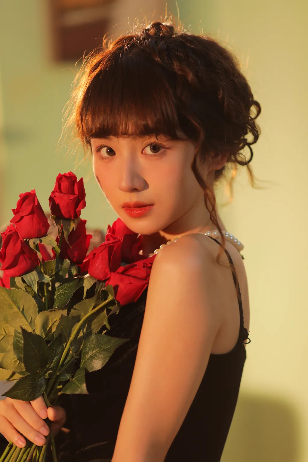 [YITUYU艺图语]2022.12.04 黑色神秘 顾林x[32+1P/569MB]插图