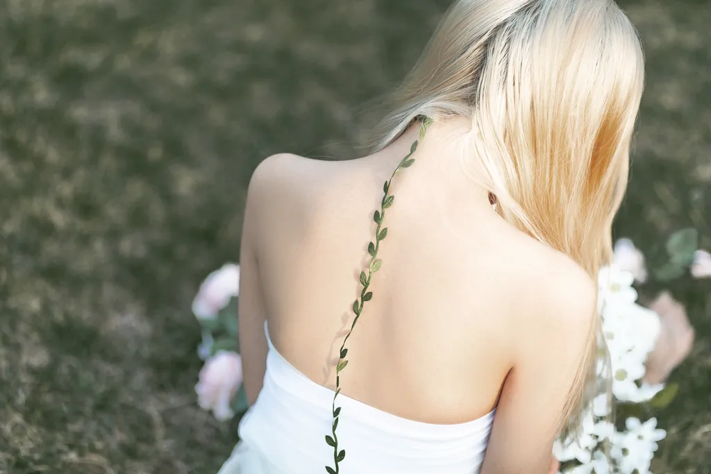 [YITUYU艺图语]2022.12.09 春生 笑死银[22+1P/354MB]插图2