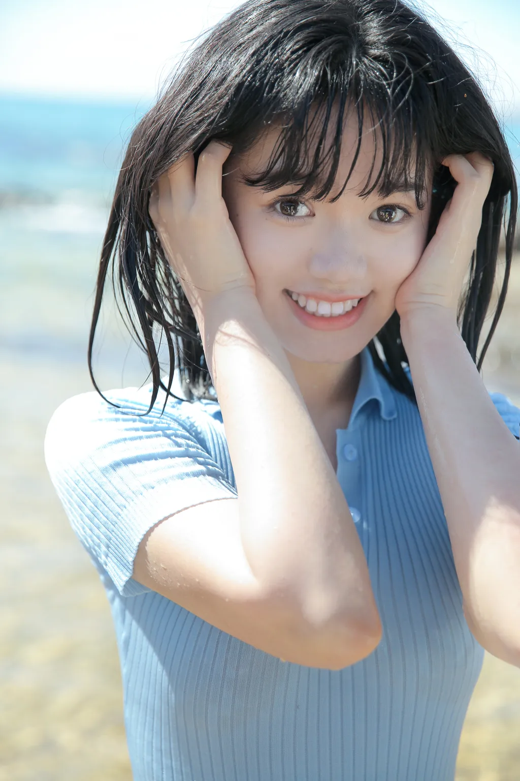 [YITUYU艺图语]2022.12.09 海岛盛夏 叛逆的捡捡唯[24+1P/222MB]插图1