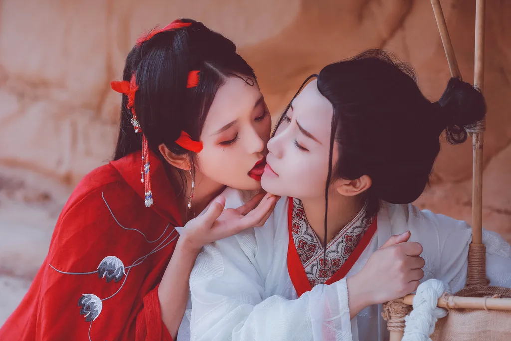 [YITUYU艺图语]2022.12.05 精怪异闻录 奶文文&未岚RAN[33+1P/217MB]插图2