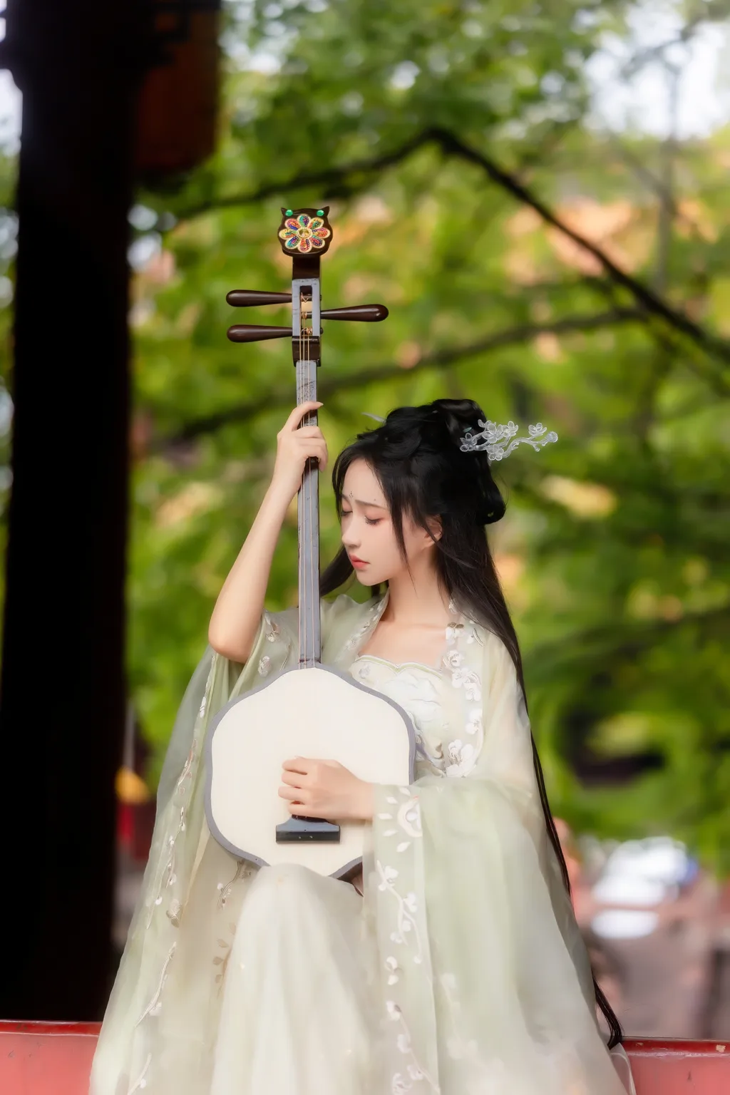 [YITUYU艺图语]2022.11.26 拒霜思 -绮罗生的小苏苏-[32+1P/249MB]插图1