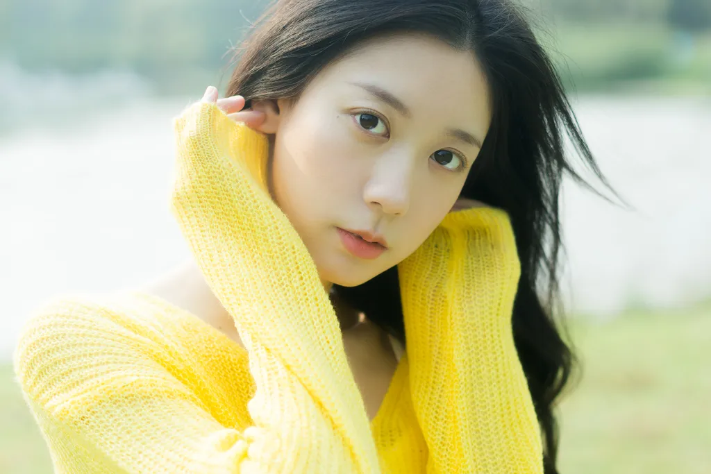 [YITUYU艺图语]2022.11.26 秋风轻轻 饲猫少女-[37+1P/342MB]插图2