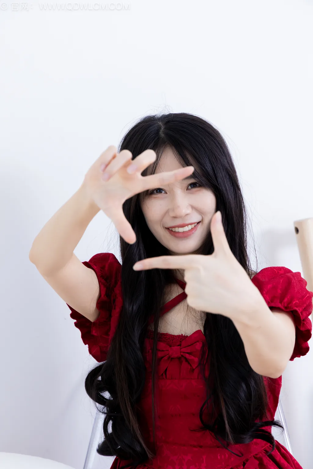 勿恋传媒 NO.2532 菜菜-平底鞋、薄灰丝[205P/1V/4.54GB]插图2