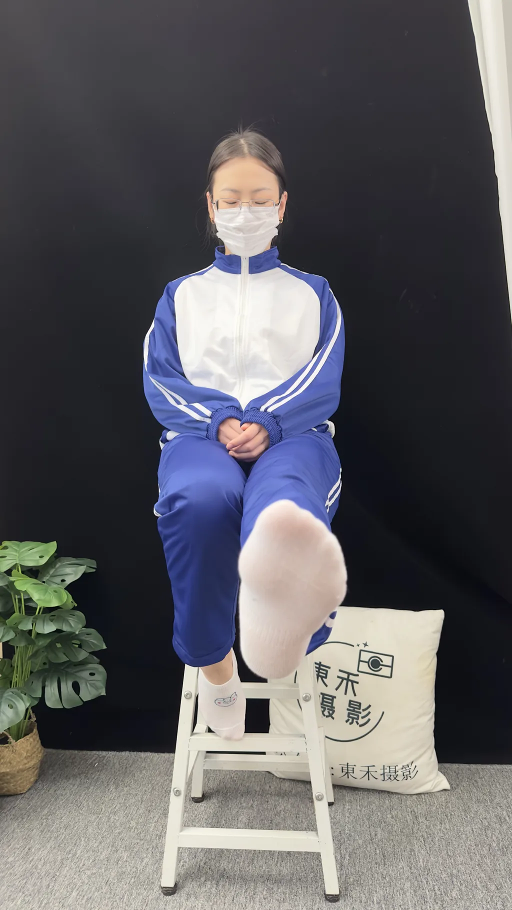 三禾摄影 NO.008 校服 帆布鞋 船袜 短丝[153P/3V/7.42GB]插图3