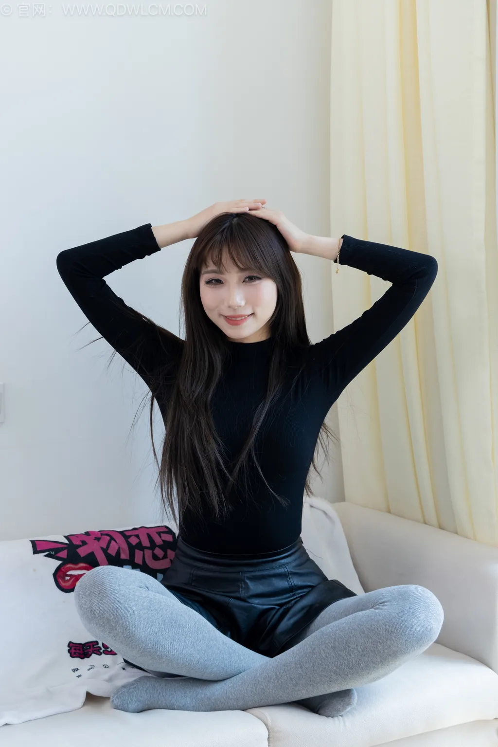 勿恋传媒 NO.2531 泡泡-高跟鞋、厚灰丝[165P/1V/4.21GB]插图3