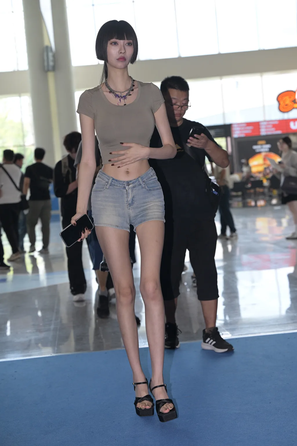 精选街拍作品 NO.6272 甜美牛仔短裤[202P/497MB]插图3