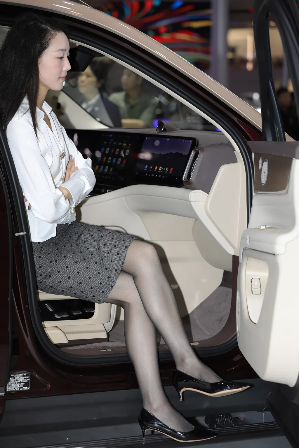 精选街拍作品 NO.6267 知性优雅黑丝[115P/187MB]插图1