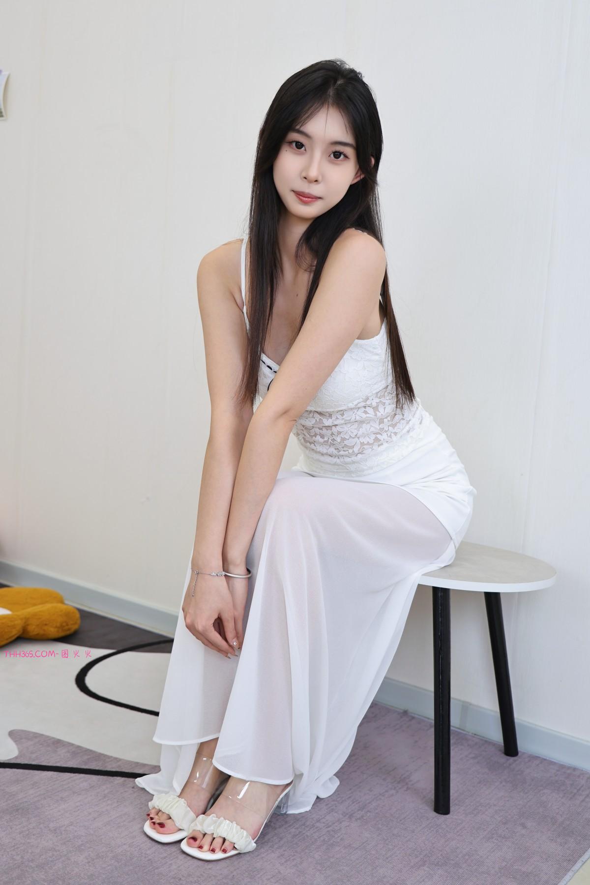 绮梦摄影 366期 小然 无印珍藏版 [330P/1V/8.2G]插图2