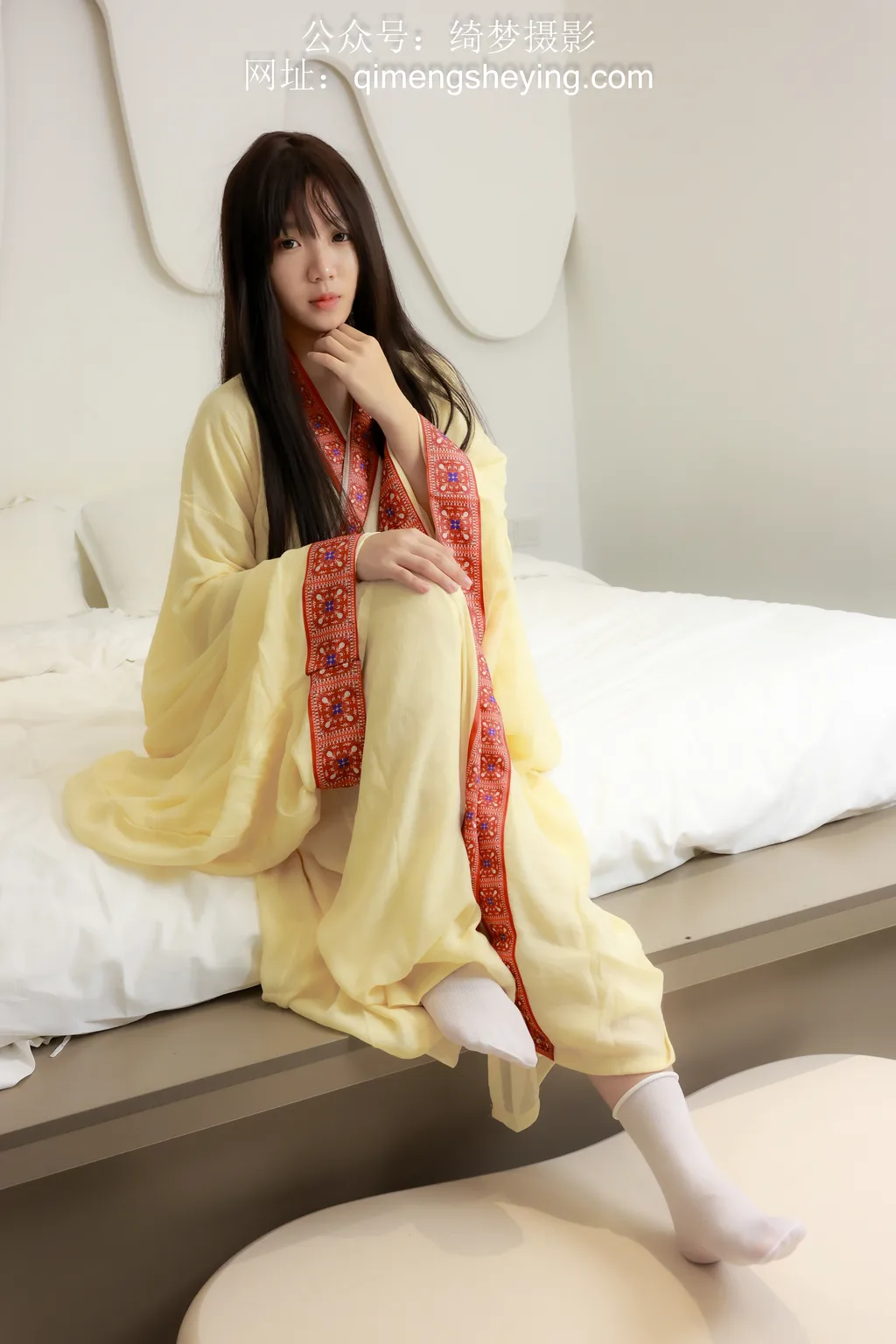 绮梦摄影 061期汉服白袜带花絮视频 [163P/1V/7.92G]插图1