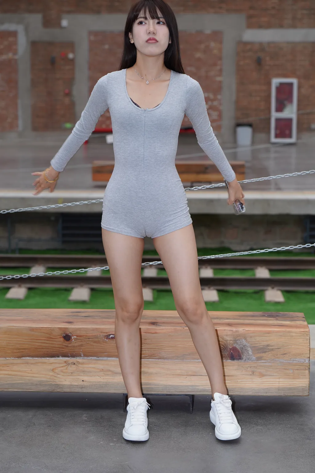 精选街拍作品 NO.6336 kaine模拍作品 – 雨的遐想之你要的爱[780P/2.27GB]插图