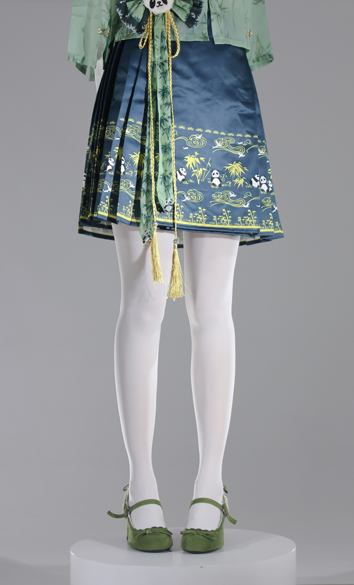 腿控丝袜博主蹦蹦团子 水印版[254V/60P/16G]插图2