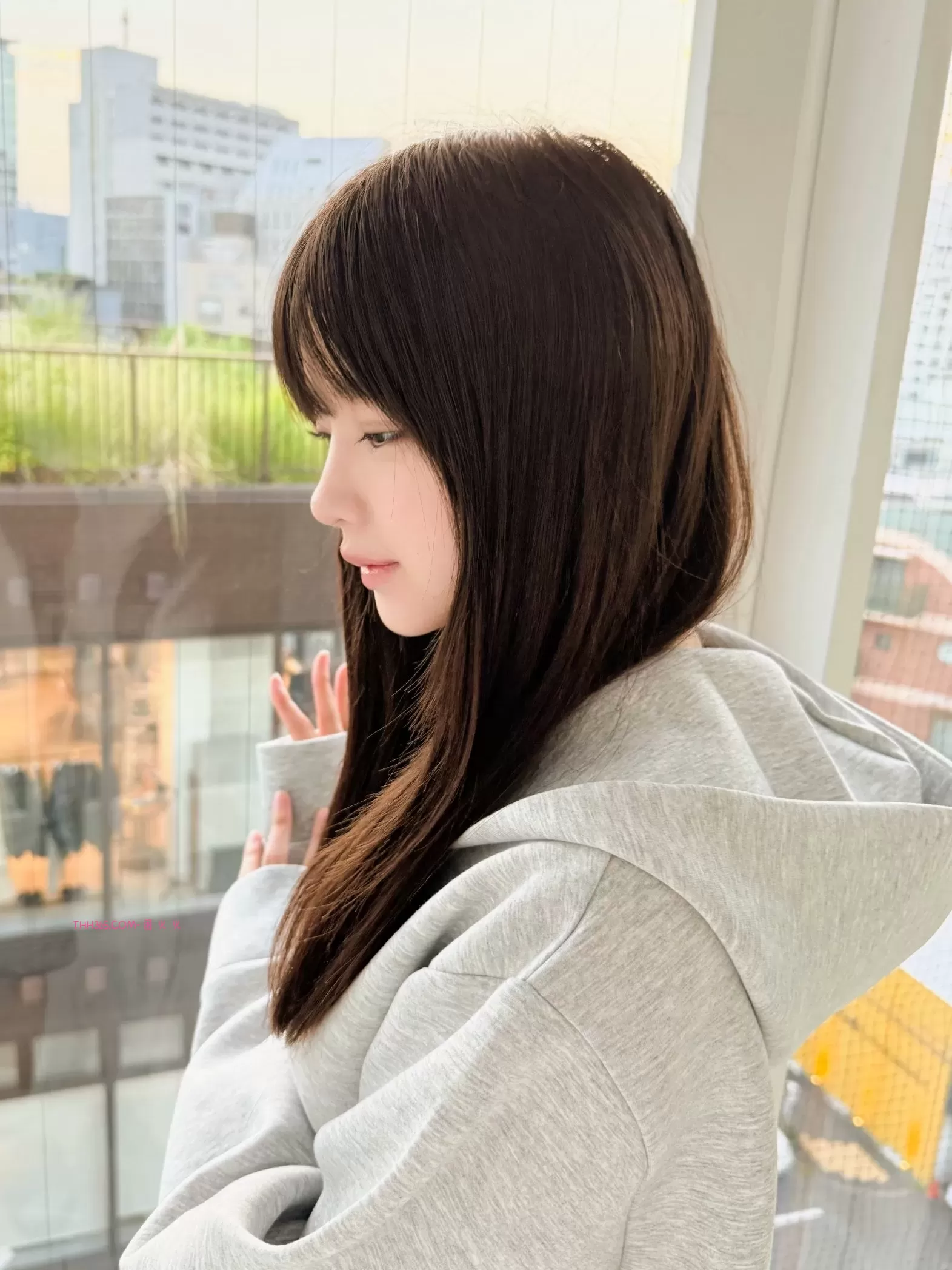 石川澪“人气师妹”重磅亮相!井上もも 不仅担纲 Moodyz ” 2026 开路先锋”,个人 X 个迅速突破 “万人追踪”插图1 石川澪“人气师妹”重磅亮相!井上もも 不仅担纲 Moodyz ” 2026 开路先锋”,个人 X 个迅速突破 “万人追踪”插图1