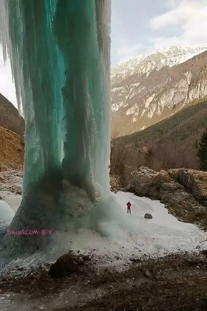 这18个巨物你见过吗?从火星峡谷到海上巨船,每个都很大插图5 这18个巨物你见过吗?从火星峡谷到海上巨船,每个都很大插图5