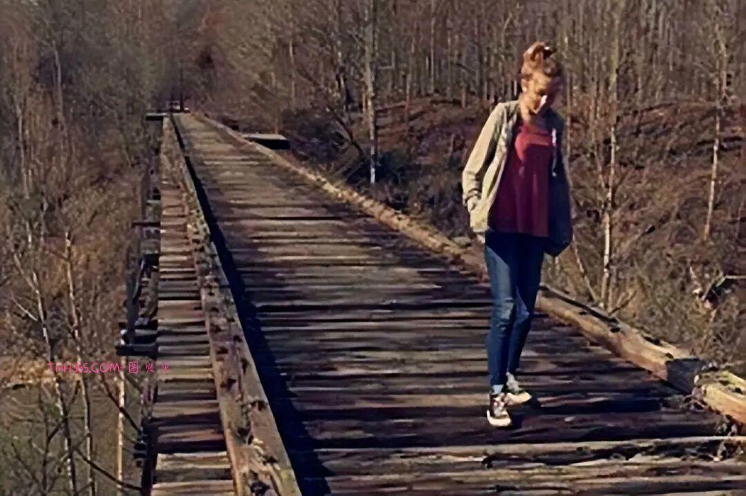 12张“普通”照片背后的恐怖真相：最后一张拍完，他们就消失了插图3