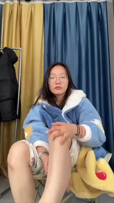 脚模面试脸足同框套路系列-188 [15V/173M]插图3