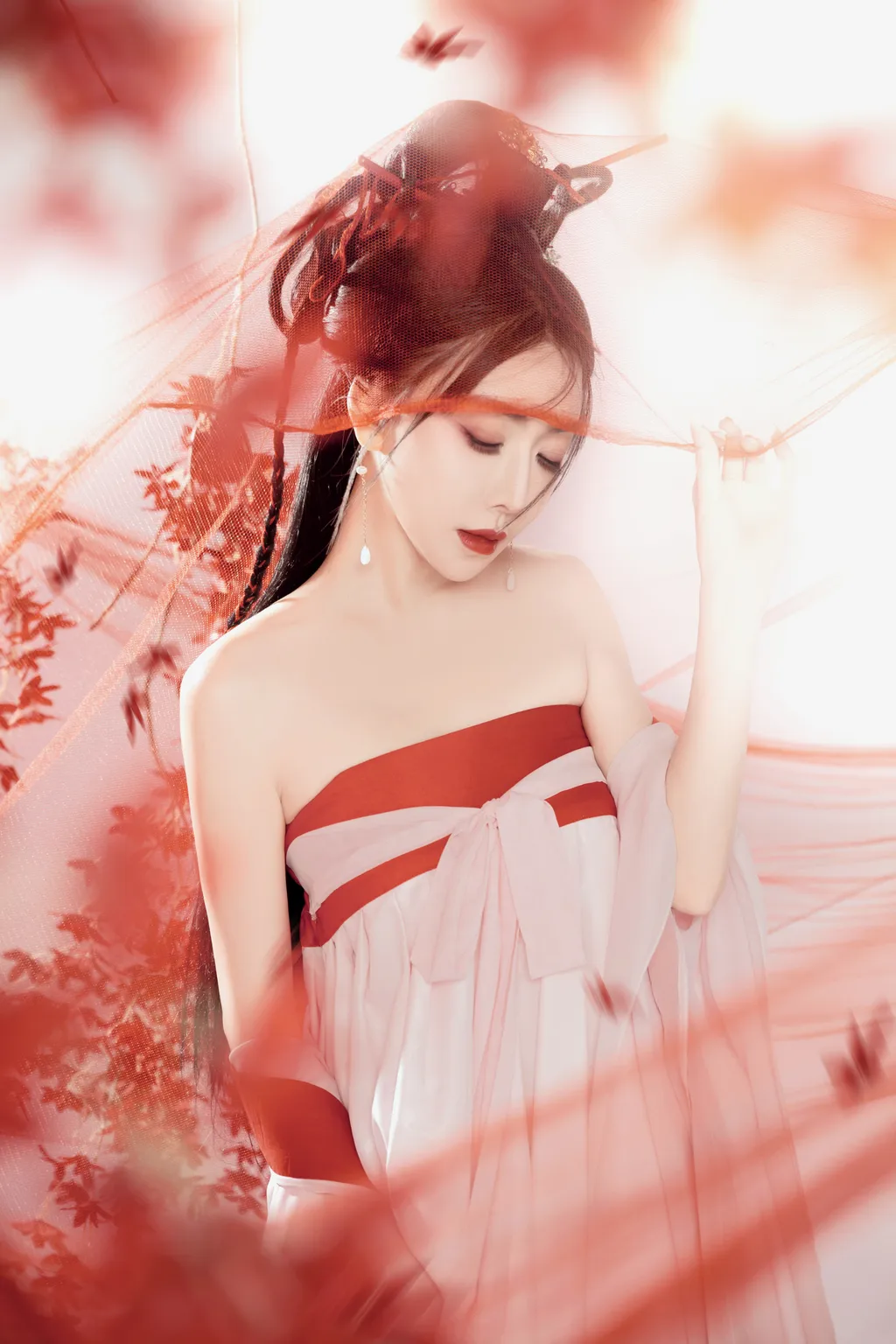 [YITUYU艺图语]2022.12.21 枫叶飘红 雪宝[21+1P/168MB]插图