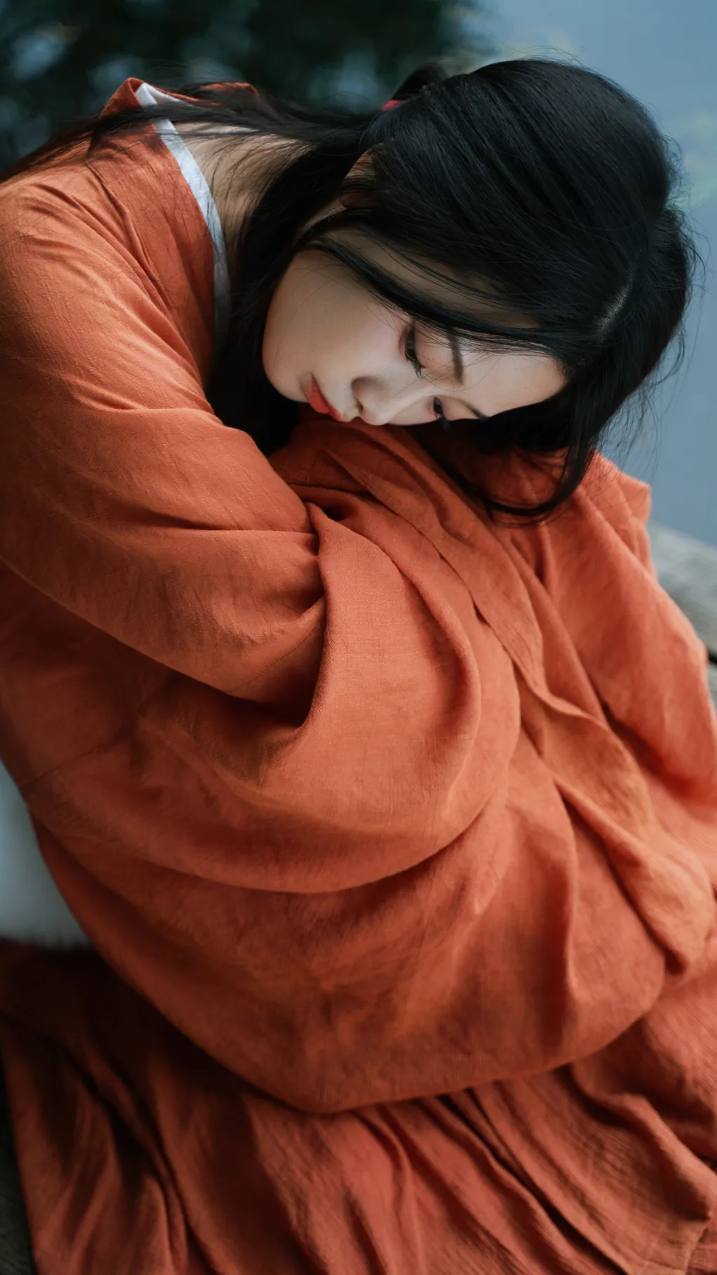 [YITUYU艺图语]2022.12.14 她像月光一样清冷 旺旺小小舒[24+1P/309MB]插图