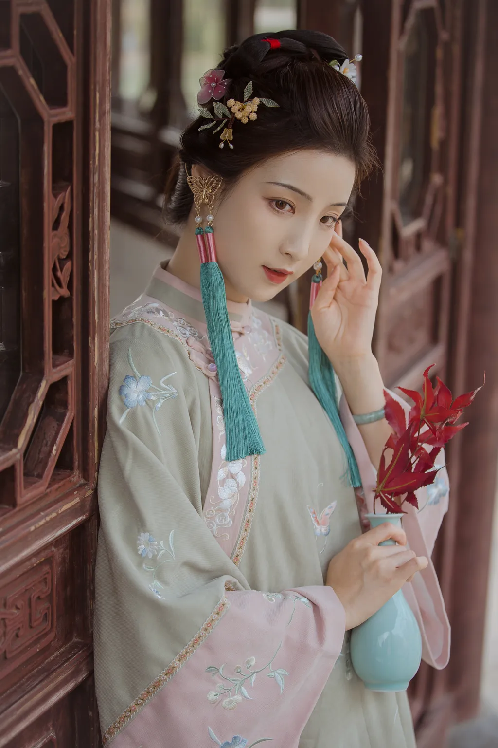 [YITUYU艺图语]2022.12.25 我于窗中窥伤鹤 我是金儿呀[25+1P/162MB]插图