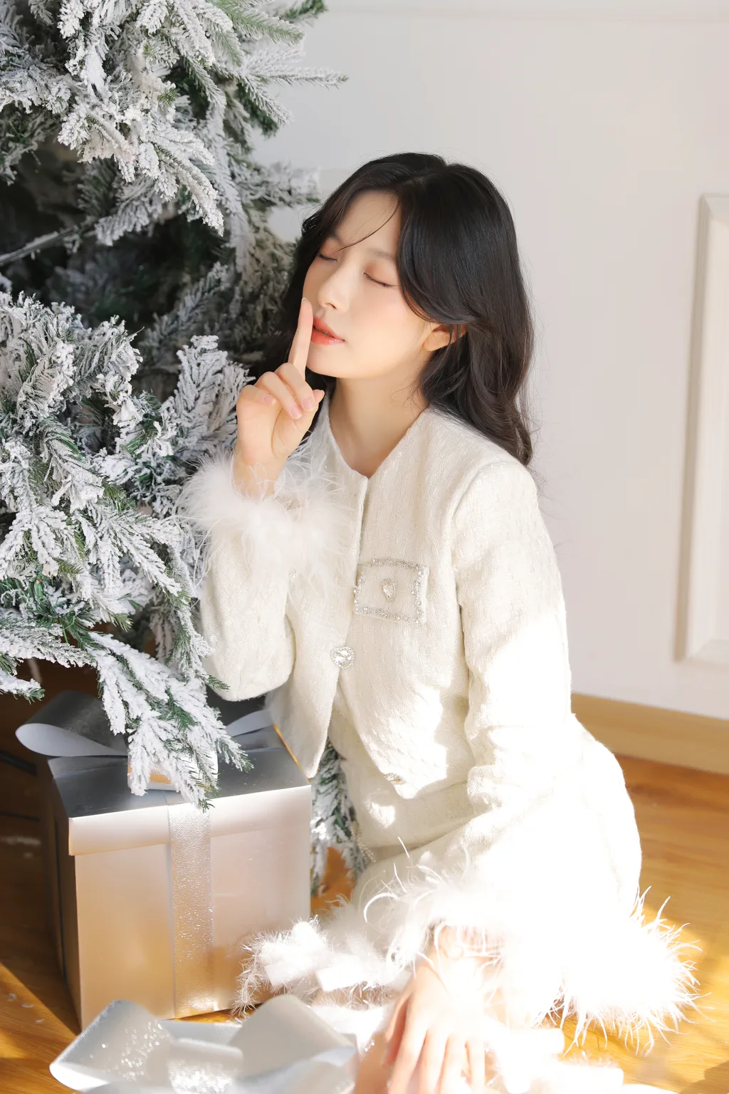 [YITUYU艺图语]2022.12.16 山茶花 依欣Doris[35+1P/323MB]插图3