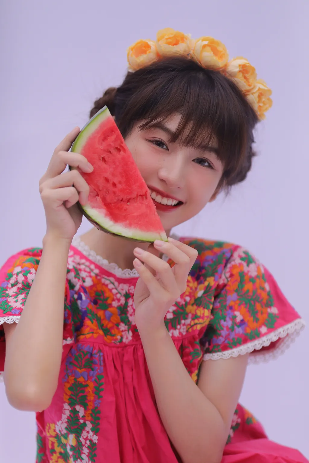 [YITUYU艺图语]2022.12.12 弗里达 顾林x[25+1P/395MB]插图1