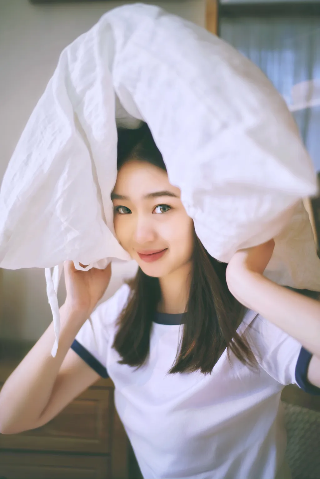 [YITUYU艺图语]2022.12.17 阳光洒满房间的日子 佳怡[29+1P/333MB]插图2