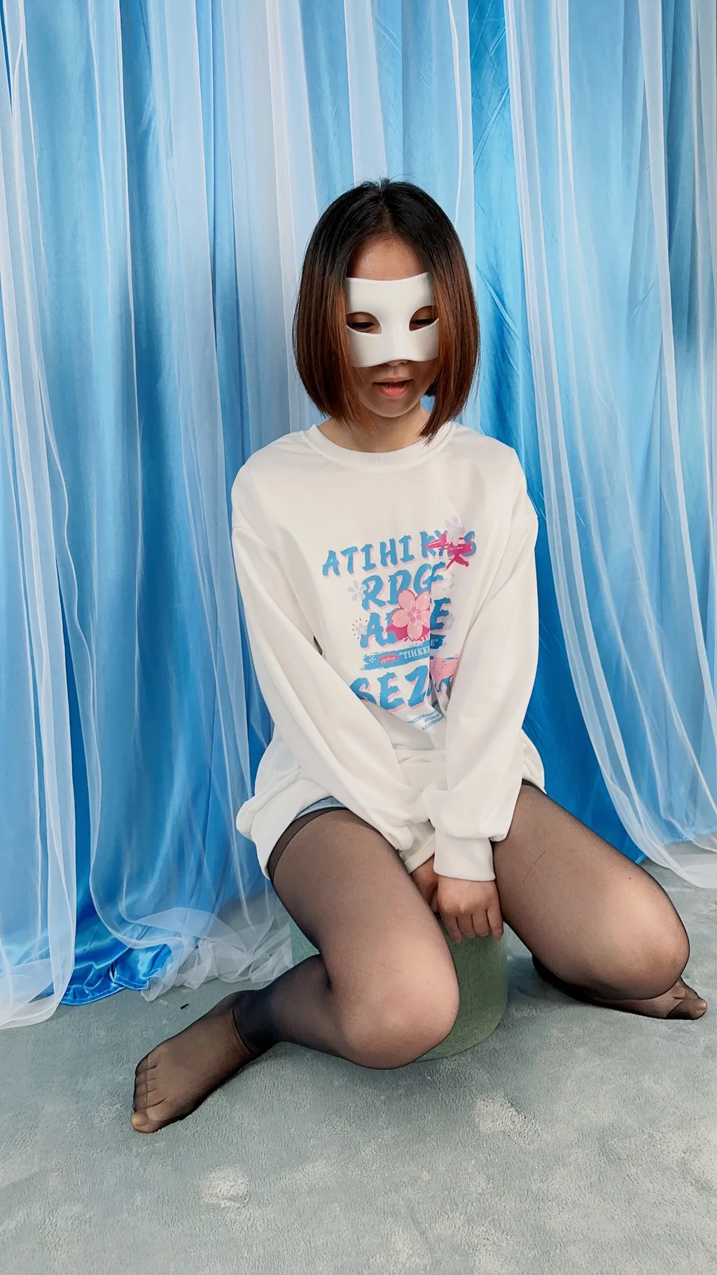 三禾摄影 NO.040 卫衣 休闲短裤 黑丝[147P/1.46GB]插图2