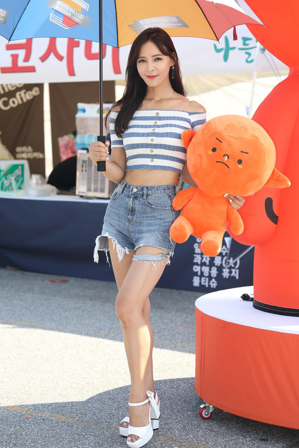 精选街拍作品 NO.6349 青春魅力车模[75P/131MB]插图