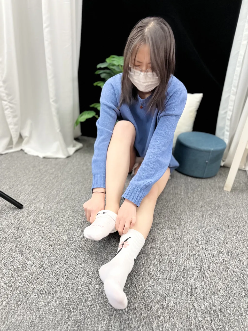 三禾摄影 NO.033 休闲短裤 棉袜 小白鞋[183P/2V/4.13GB]插图