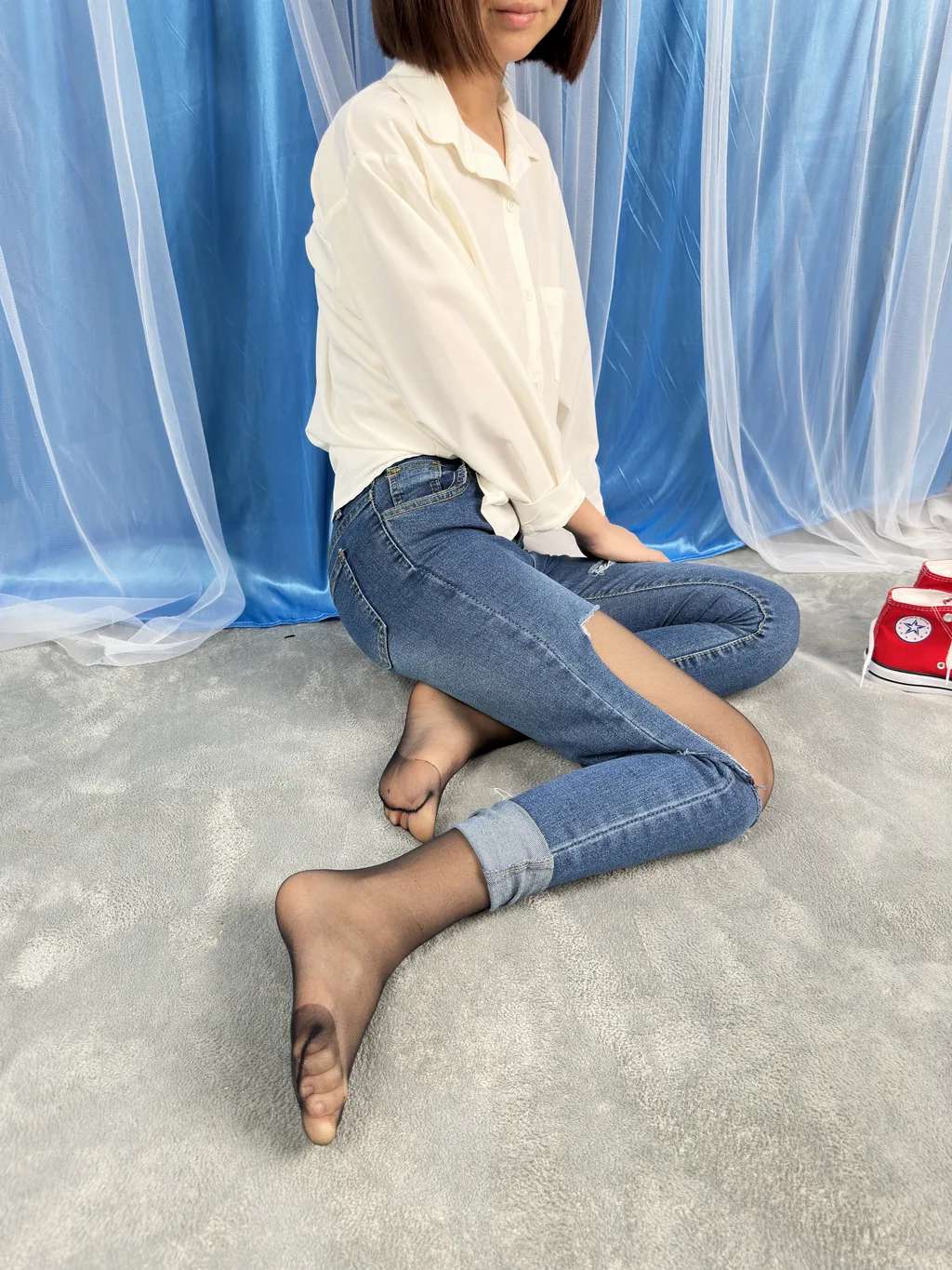 三禾摄影 NO.041 牛仔裤 黑丝 帆布鞋 高跟[239P/1V/4.16GB]插图3