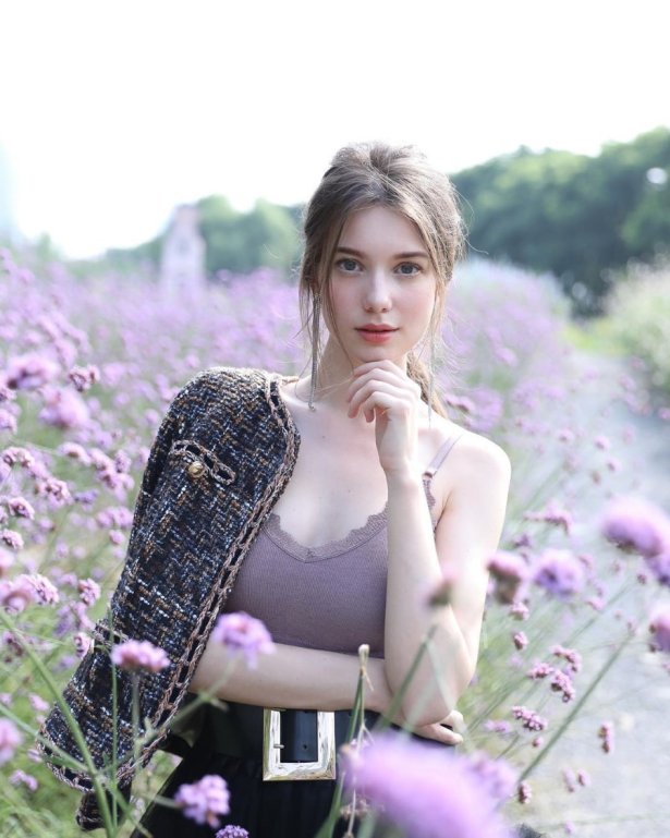 真仙女下凡！四国混血镁钕《Anastasia Cebulska》梦幻颜值惊呆网友！