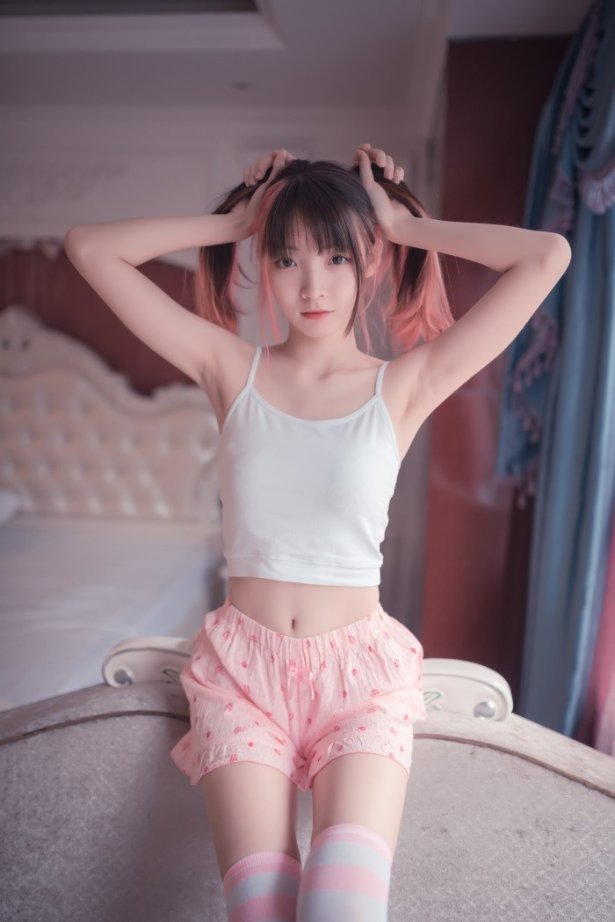 风之领域精品写真@No.025 粉嫩的妹字 [50P/217MB]