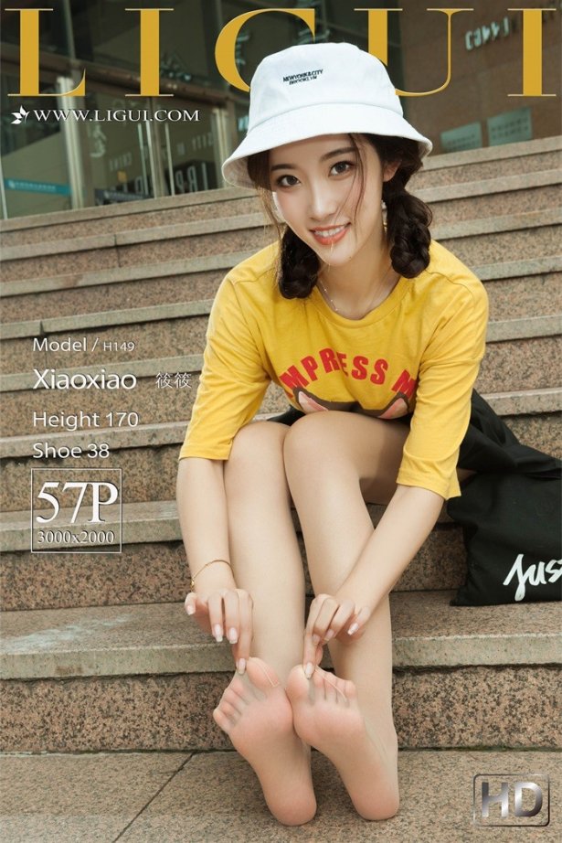 [Ligui丽柜] 调皮的肉丝袜 2018.10.24 Model 筱筱 [57P/39.3MB]