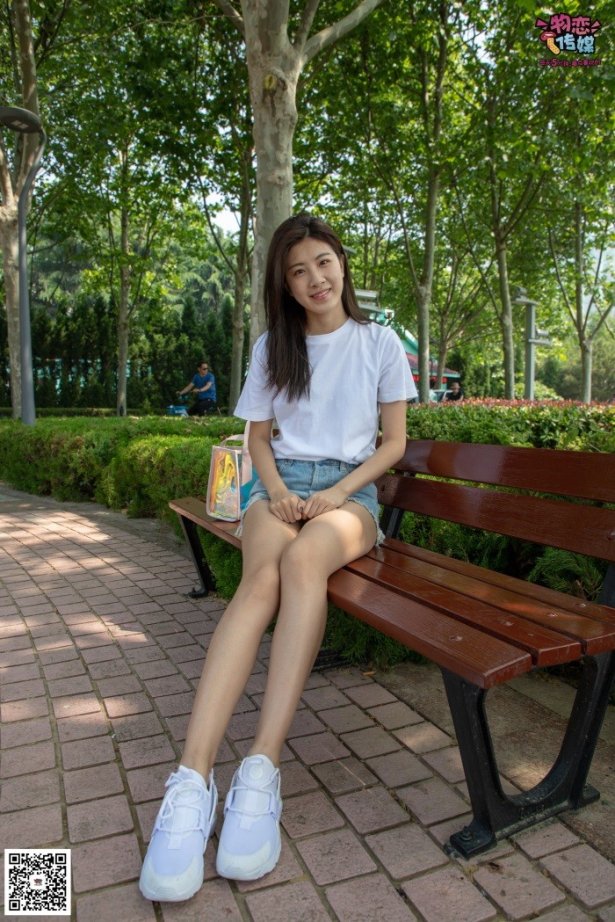 勿恋传媒 No.022 美,从未如此简单.可以做你的小小女友吗 [274P/1V/2.79GB]