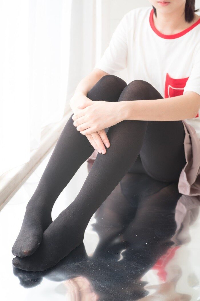 森萝财团精品@R15系列-029 [78P/417MB]