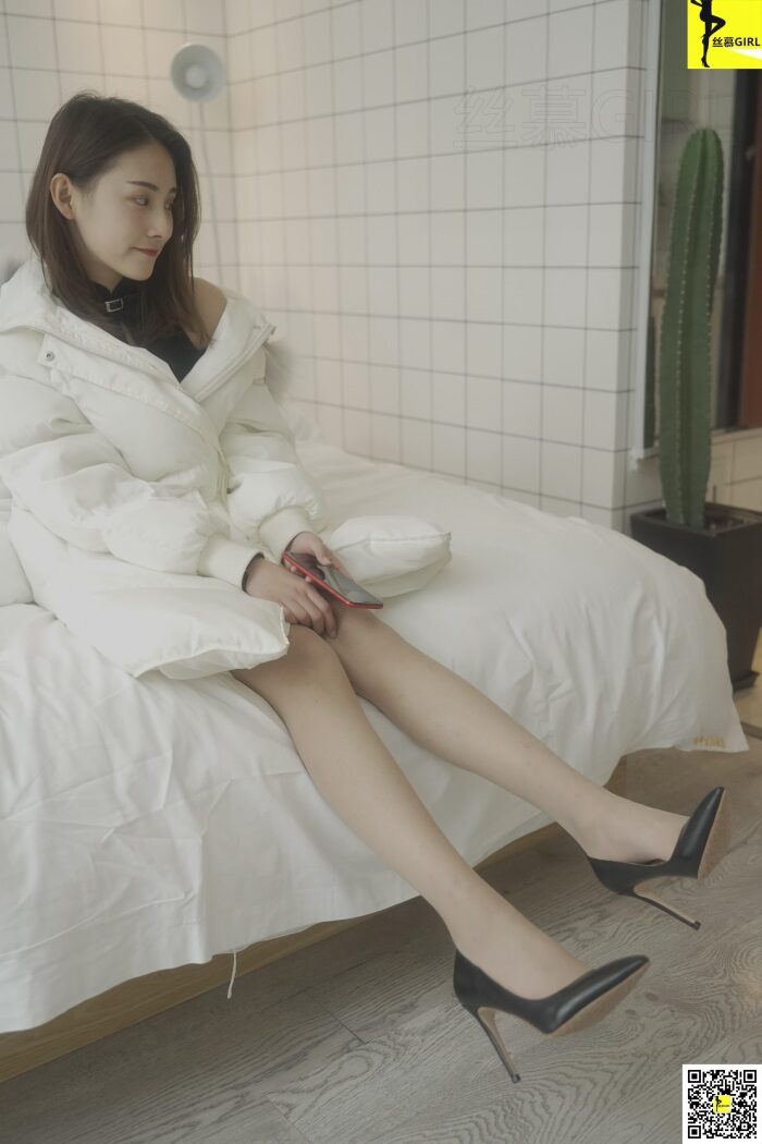 丝慕写真 第053期 模特：婷伊《初见》[88P/84.8MB]