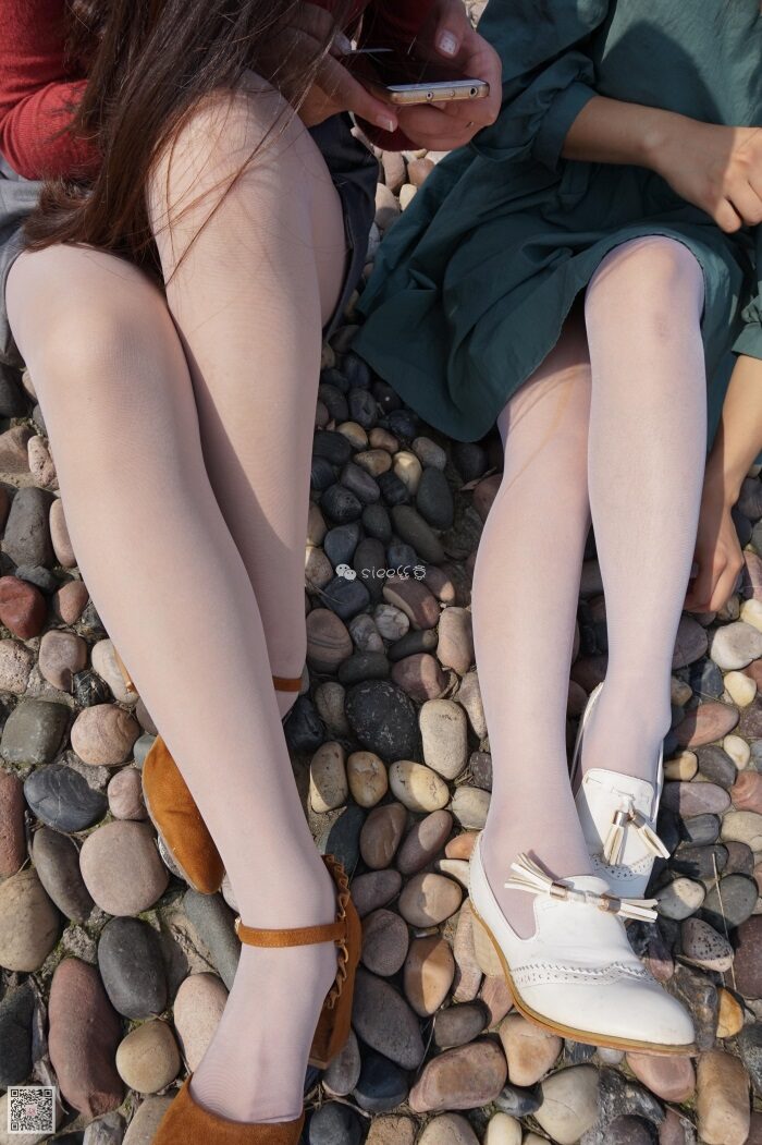 [SIEE丝意] No.004 鱼鱼&茹茹 湖边玩丝 [99P/193MB]