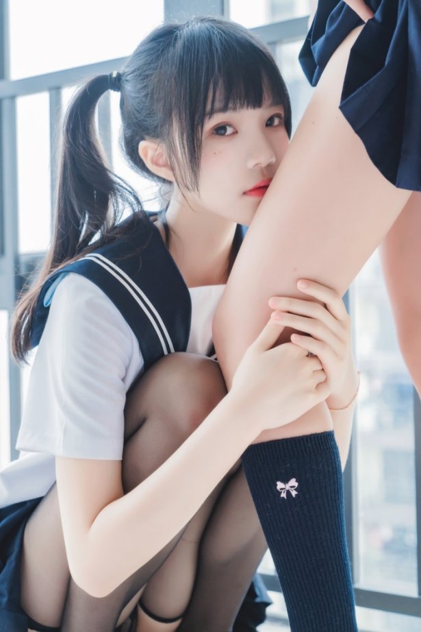 人气Coser@桜桃喵&木绵绵 – 她(至服×至服) [37P/718MB]