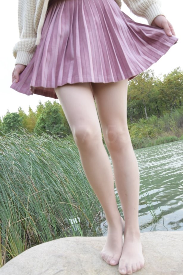 大生模拍 No.045 嘉嘉-超薄肉丝 [59P/245MB]