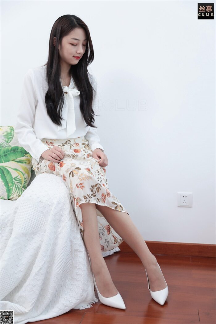 丝慕写真 SM063 天天一元 诗晴《她笑了》[74P/42.2MB]