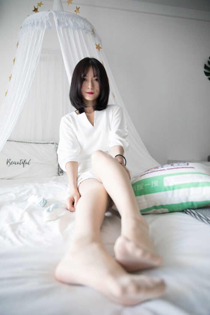 勿恋传媒 No.223 猫耳-少女私密 粉白梦境 [223P/1V/6.53G]